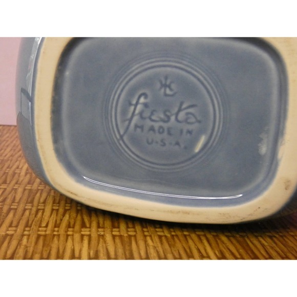 Vintage Ceramic Homer Laughlin Fiesta Water Pitcher - Picture 4 of 10